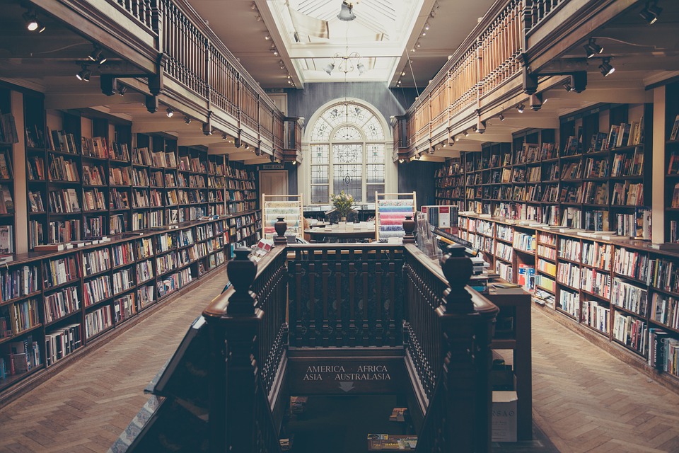library-869061_960_720