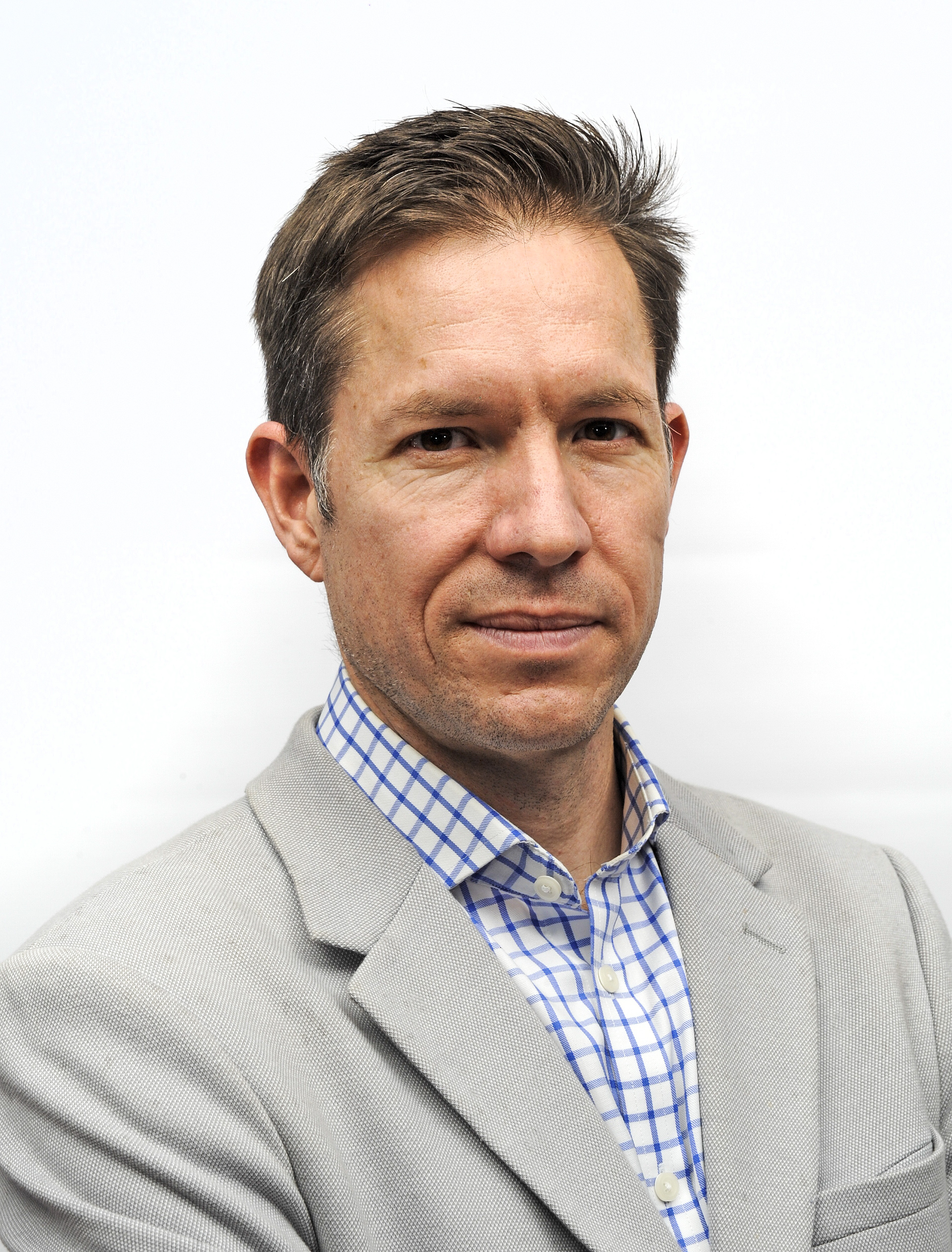 Stuart Theobald 012