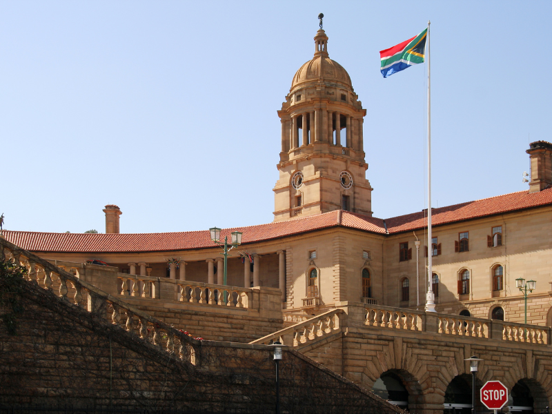 Canva pro - uNION bUILDING